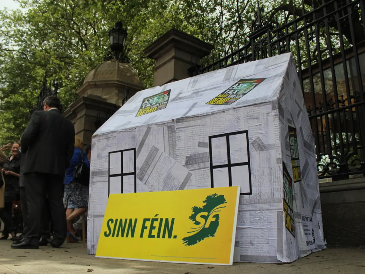 Practical Advice for Maintaining Rental Properties During Vacations