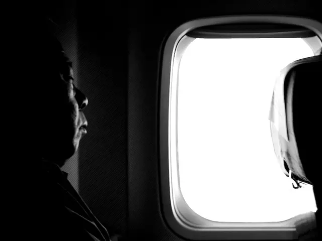 A Disregard of Airplane Courtesy Sparks Social Media Outcry justifiably.