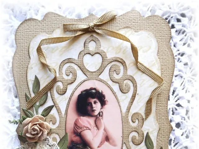 Top 21 Travel Presents for Women: Practical and Heartfelt Selections