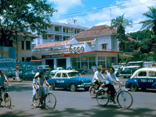 Essential Camera Equipment for Capturing Stunning Vacation Snapshots