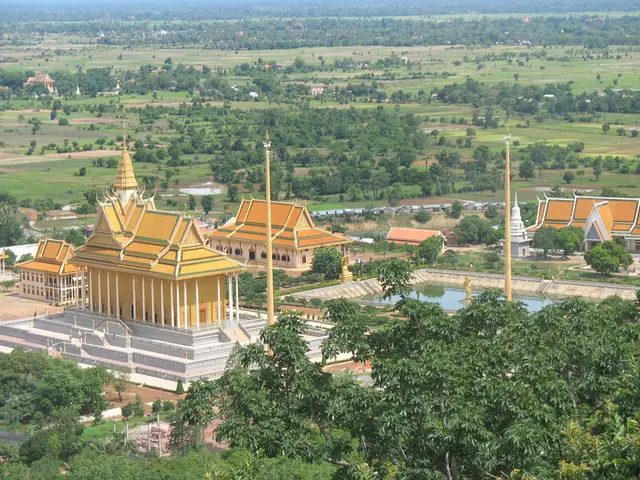 Ancient Marvels: Bettany Hughes Discusses the Seven Wonders of the Past World