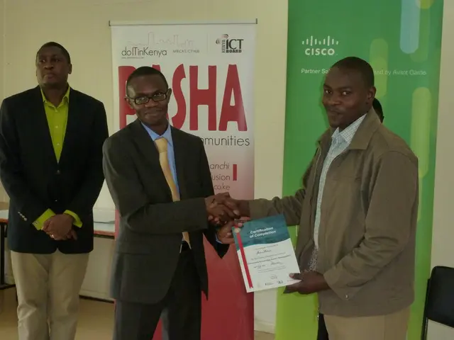 Support services for financially disadvantaged individuals are accessible in Stuttgart